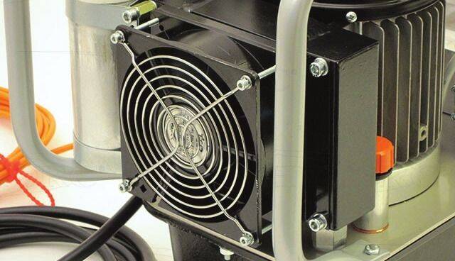 Detalle del motor eléctrico de tres etapas de la bomba HY-230-2™